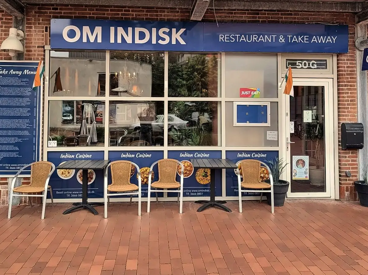 Facaden på Om Indisk Værløse, Bymidten 50G